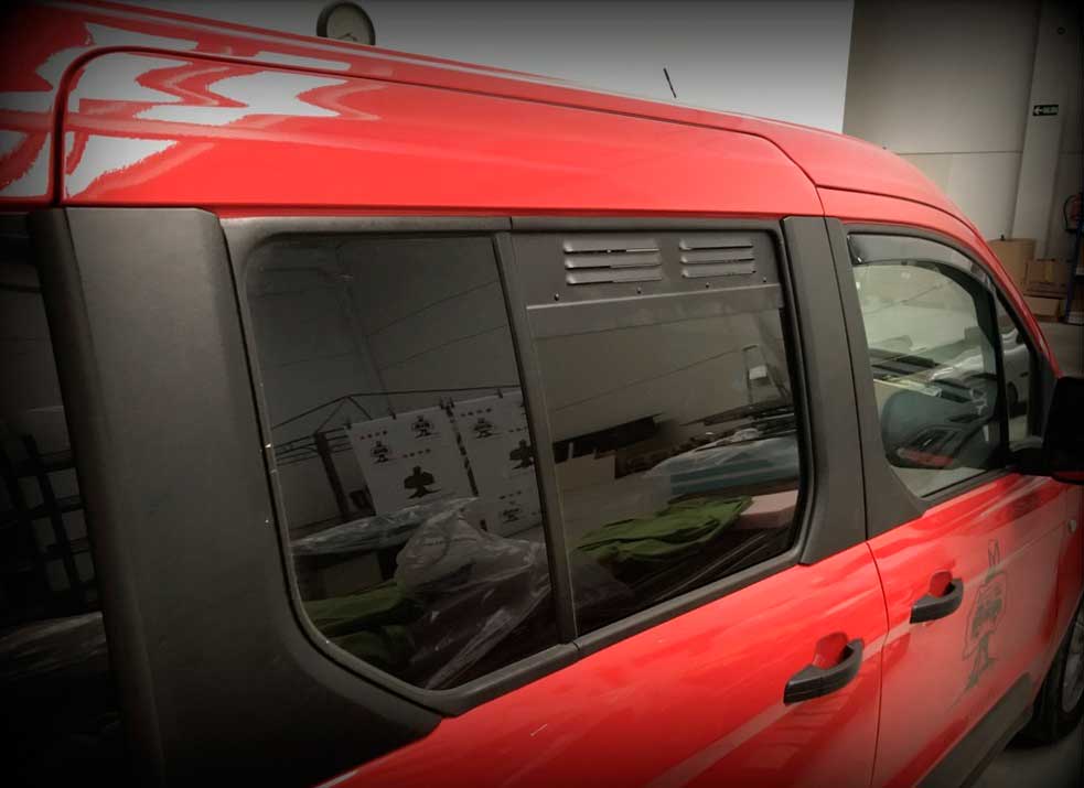 AIR-VENT-FORD-TOURNEO-2